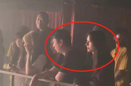 网红吃瓜西安事件视频,一场网络热议的美食与争议之旅  第2张